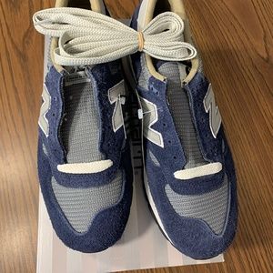 New Balance Size US9.5 M990CH1 CARHARTT mens DARK NAVY